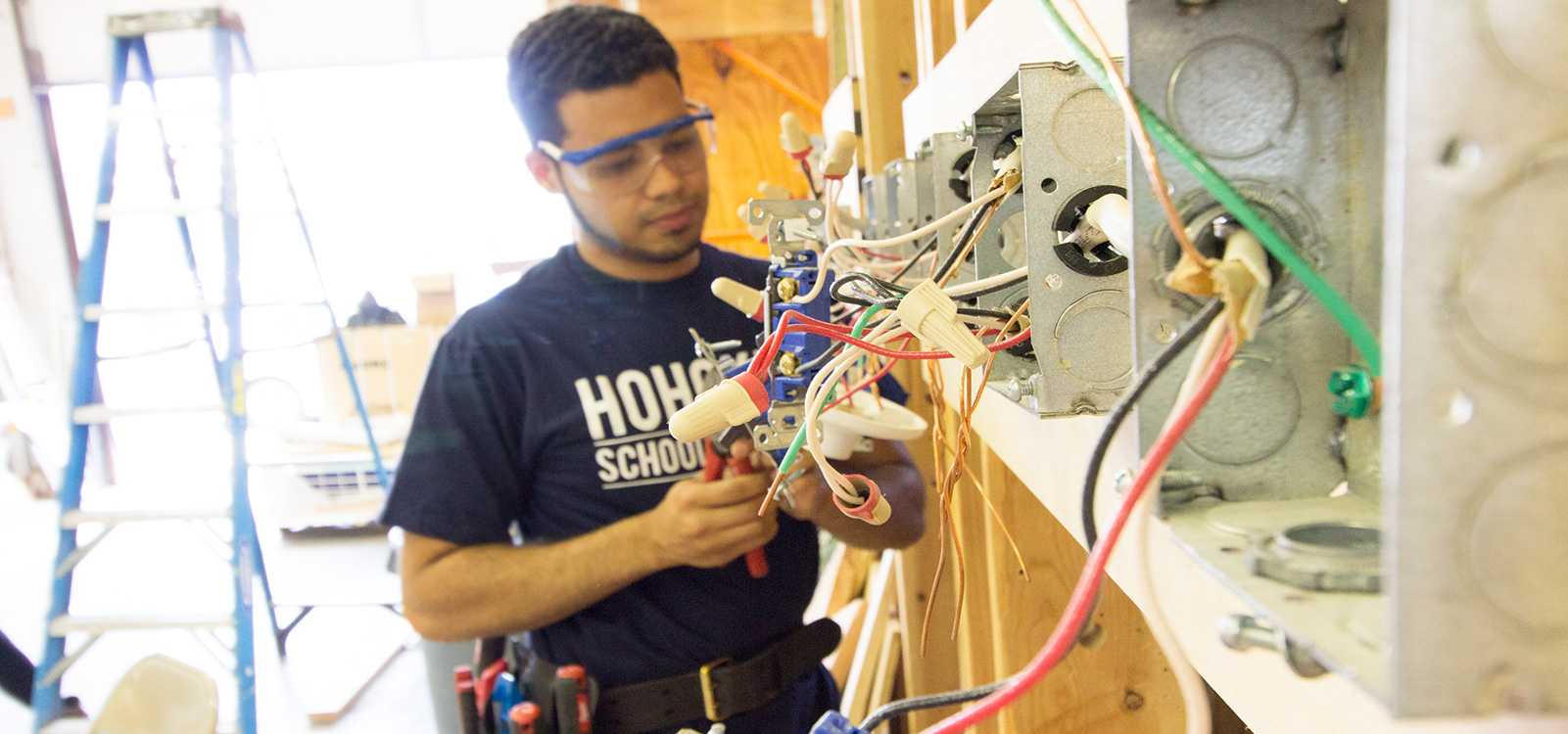 Electrician Apprenticeship in Paterson NJ Eastwick College